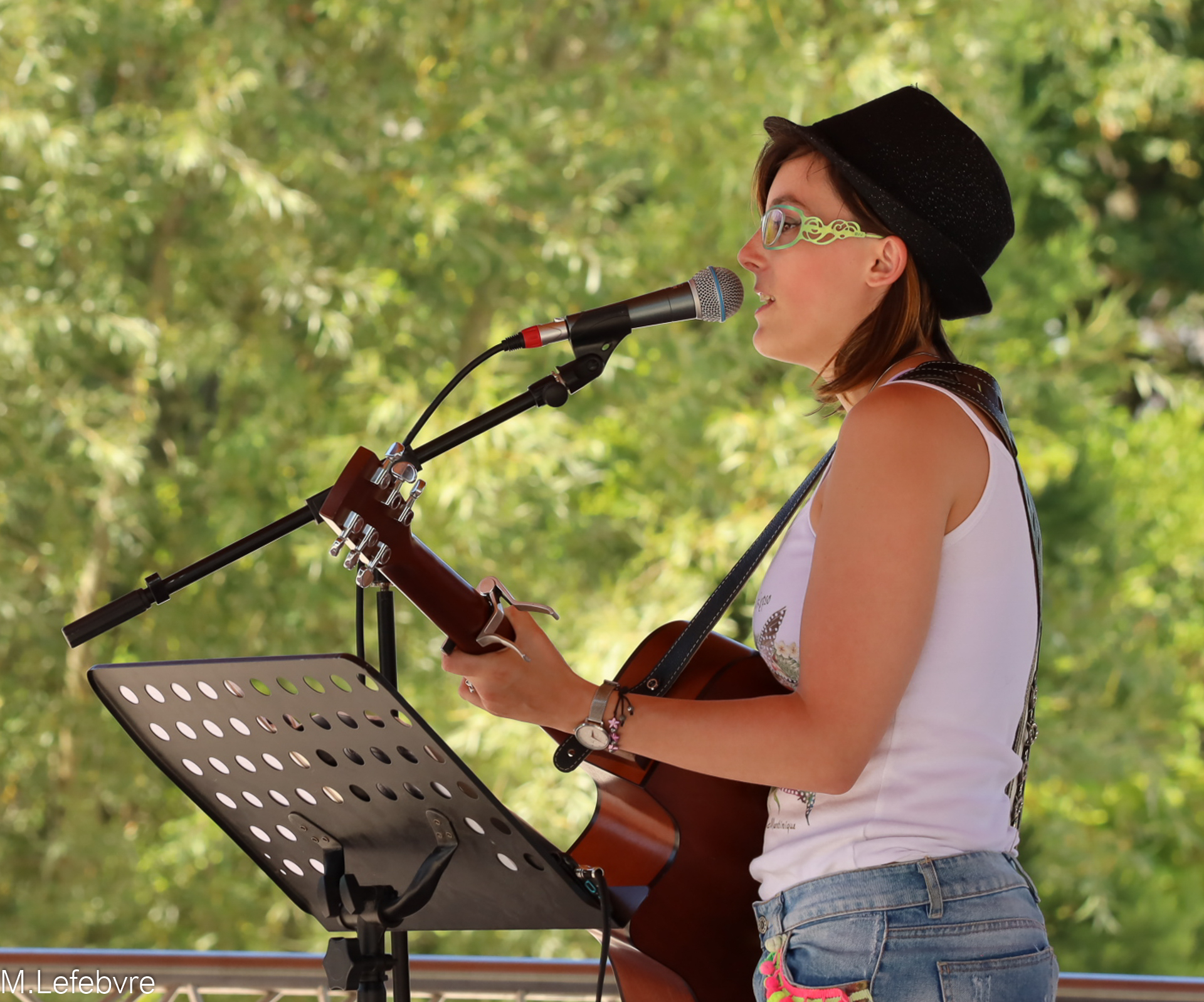 Chanteuse animation musicale camping Lille